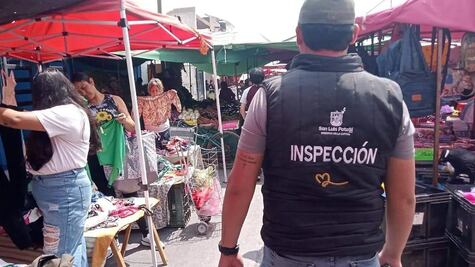 Ayuntamiento de SLP pone orden al comercio en Centro Histórico; al día registran hasta 80 amonestaciones 