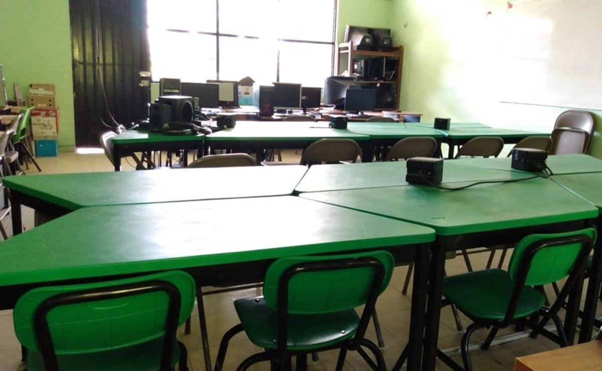 Adolescente asalta a director de primaria en la Huasteca