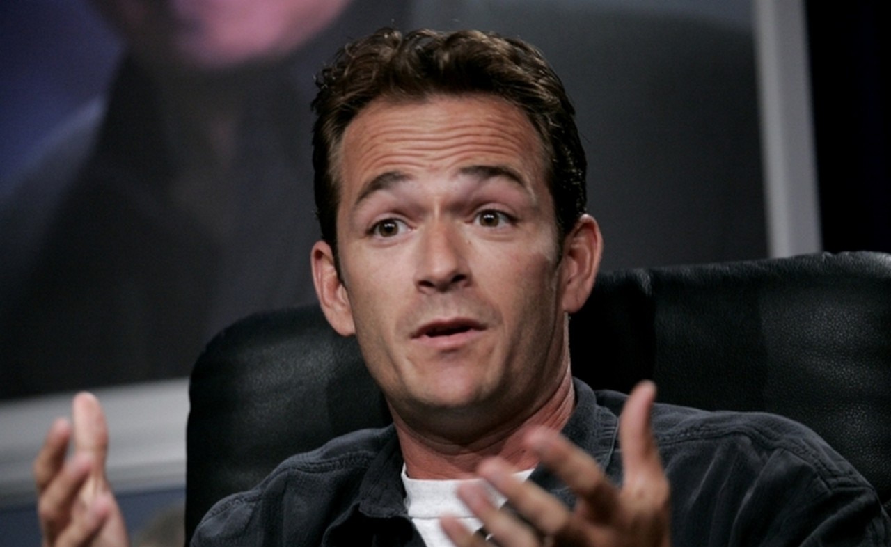 Suspenden "Riverdale" por muerte de Luke Perry