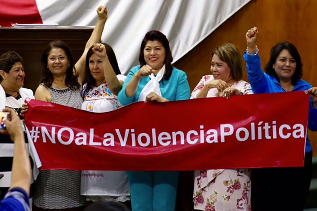 Mujeres, víctimas de violencia política