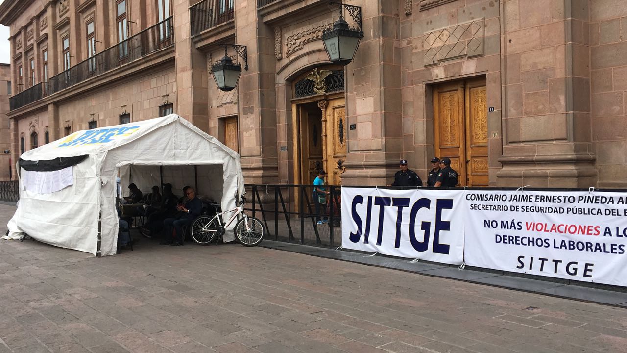 Denuncia el SITTGE que continúa el acoso contra sus afiliados