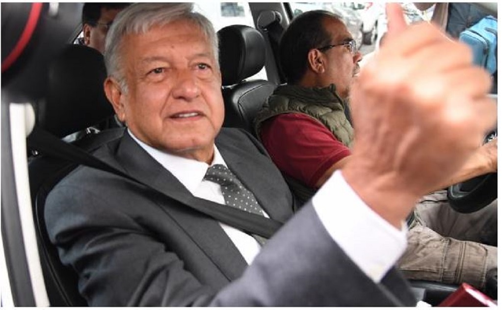  Se reúnen Peña Nieto y AMLO en Palacio Nacional