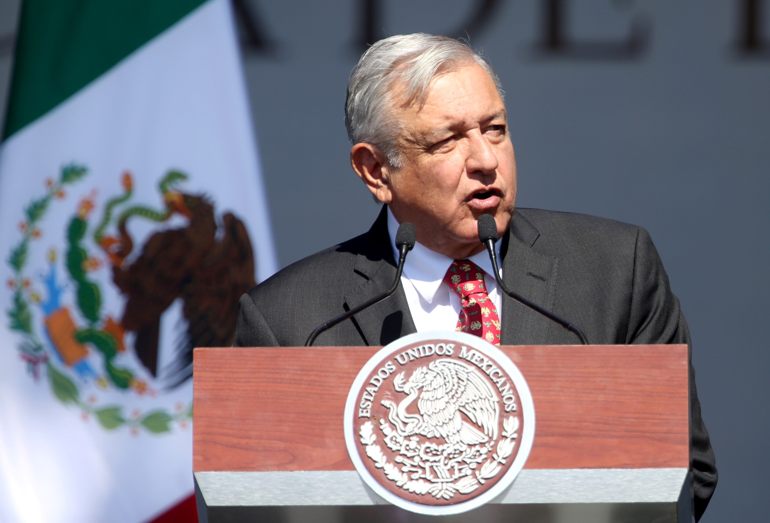 México no tiene el crecimiento económico deseado, reconoce AMLO en el Zócalo