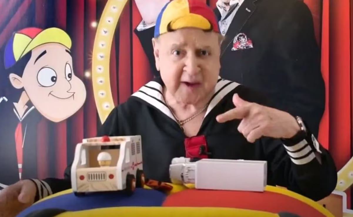 ¡Chusma, chusma!... Embajada de EU en México alerta con "Kiko" sobre los "coyotes"