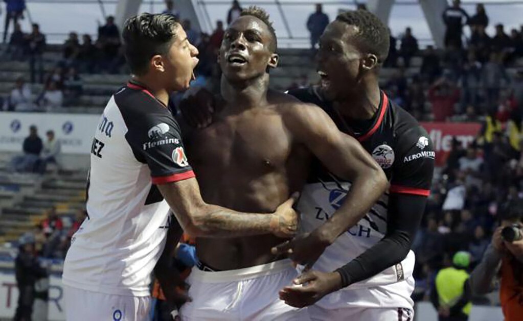 Lobos BUAP vence al Atlas y respira en el descenso