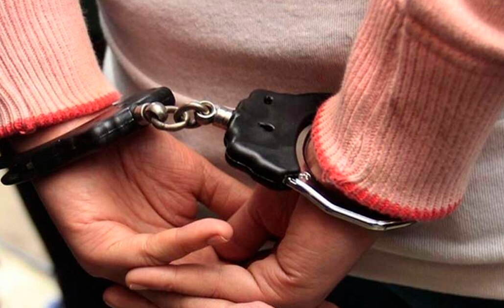 Exempleada robó zapatería, huyó a Monterrey