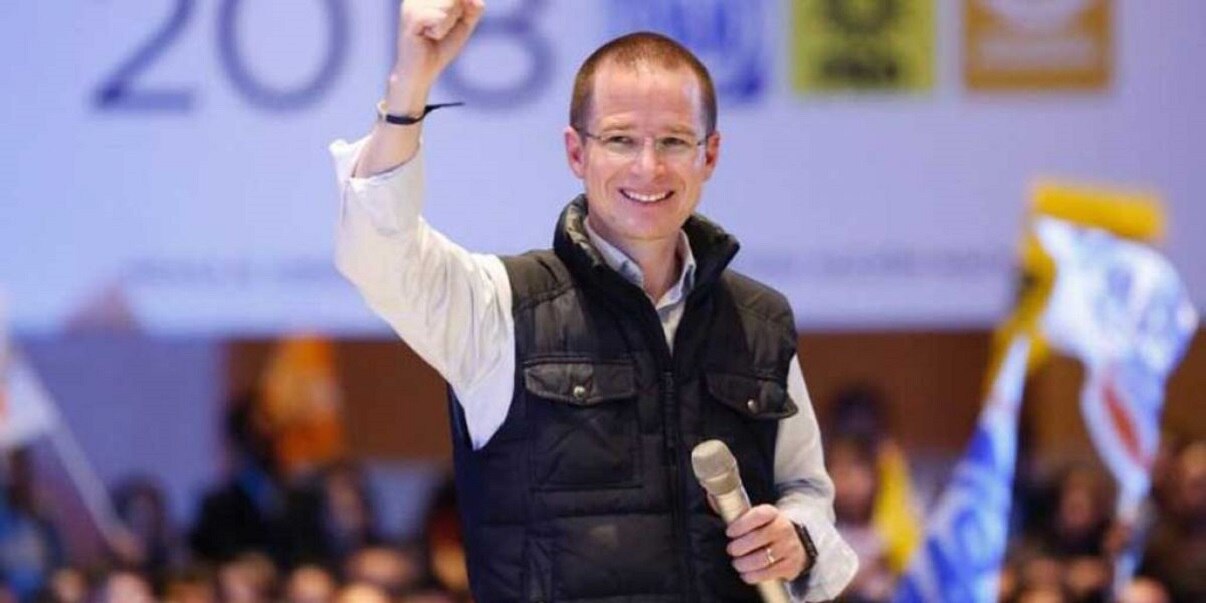 Diligencia. El pasado domingo, Ricardo Anaya se presentó ante la SEIDO acompañado de Diego Fernández (CORTESÍA PGR)