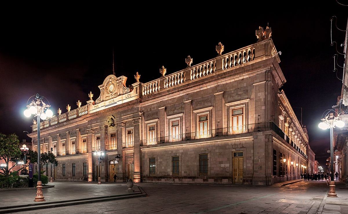 Despido de 2 mil 500 burócratas en SLP ha sanado arcas estatales, asegura Oficialía Mayor