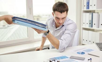 Aprueba Corte que minutos trabajados se acumulen para pagar horas extra