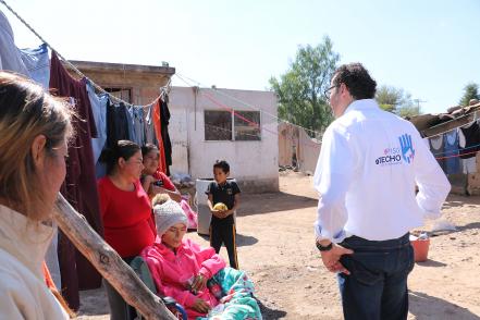 Programa “De Piso a Techo, ¡Es tu derecho!” entrega más de 600 apoyos en La Pila