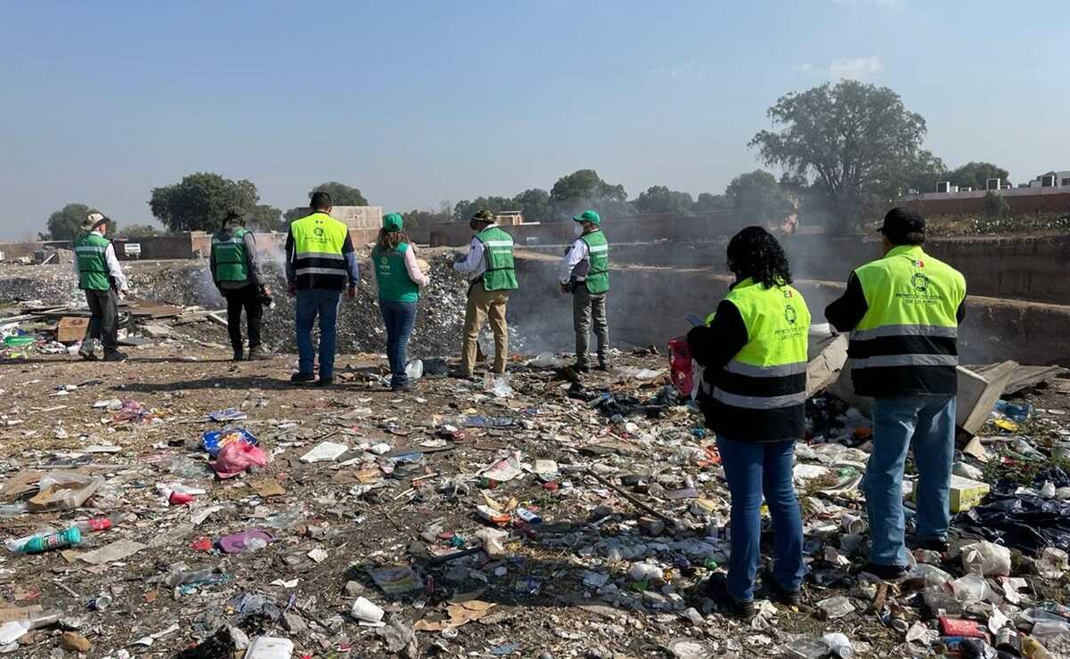 Clausuran tiradero clandestino al norte de la capital de SLP; alertan severa contaminación ambiental