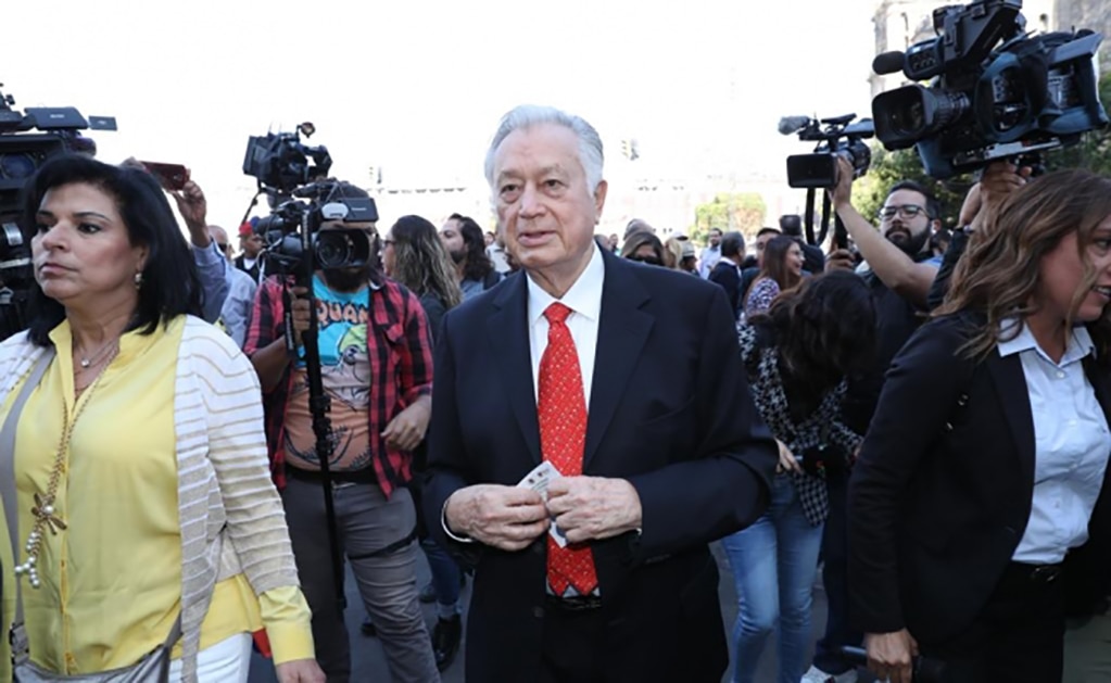 Invitados a informe de AMLO llegan a Palacio Nacional