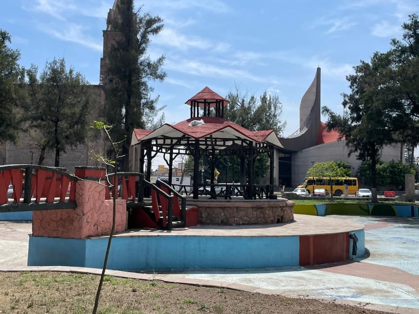 Así se ve actualmente la alameda Juan Sarabia de SLP que albergaba el lago. Foto: Humberto Torres