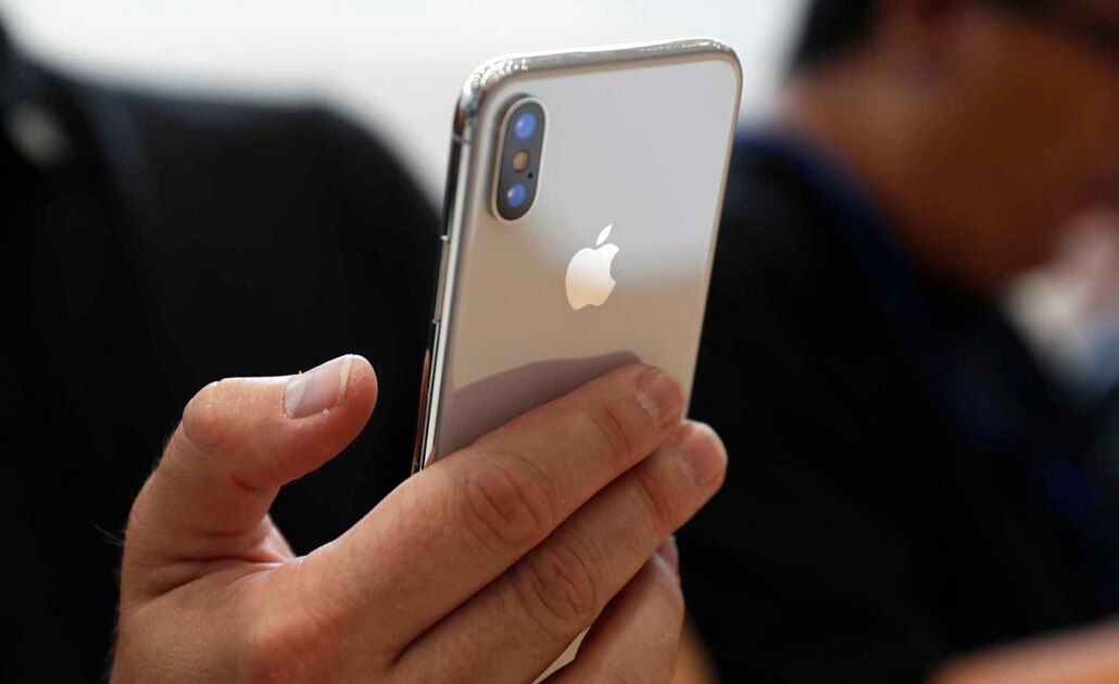 Google descubre 6 fallos de Apple que permiten a hackers controlar tu iPhone