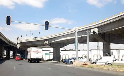 Semáforos inteligentes llegan a la Glorieta Juárez; automovilistas temen que generen mayor caos vial