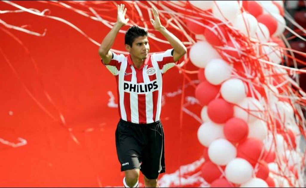  PSV nombra a Salcido y 'Maza' como embajadores en México