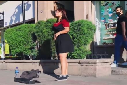 Montserrat Vega, la cantante urbana que se roba lágrimas y aplausos en la capital de SLP