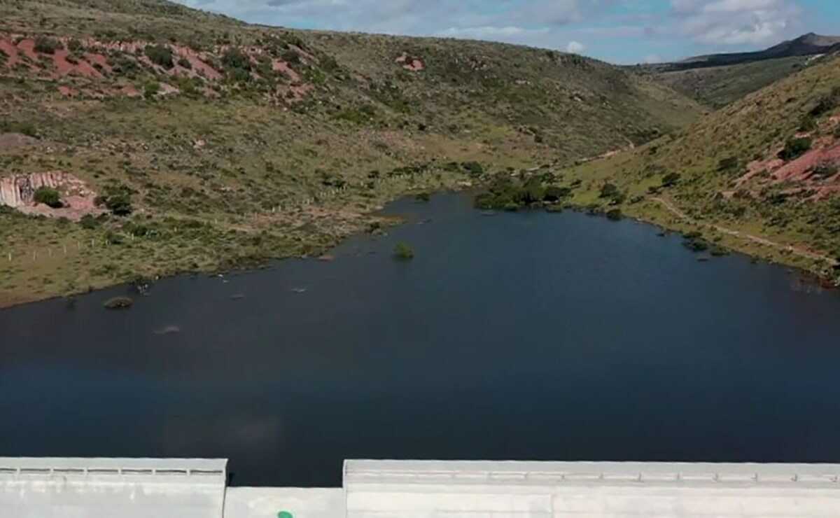 Gallardo recordó que la administración pasada dejó el proyecto de la construcción de dos presas de agua arriba de la presa de San José. Foto: Especial
