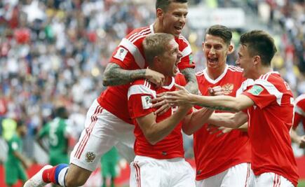 Rusia golea a Arabia Saudita en la inauguración del Mundial