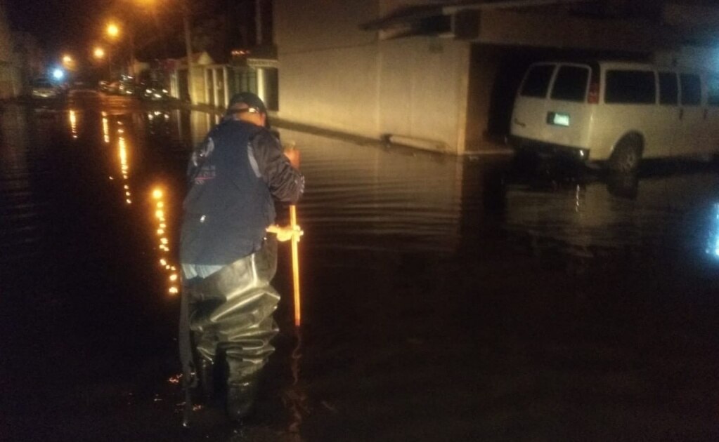Tras lluvias, Protección Civil atiende reportes por encharcamientos en Soledad