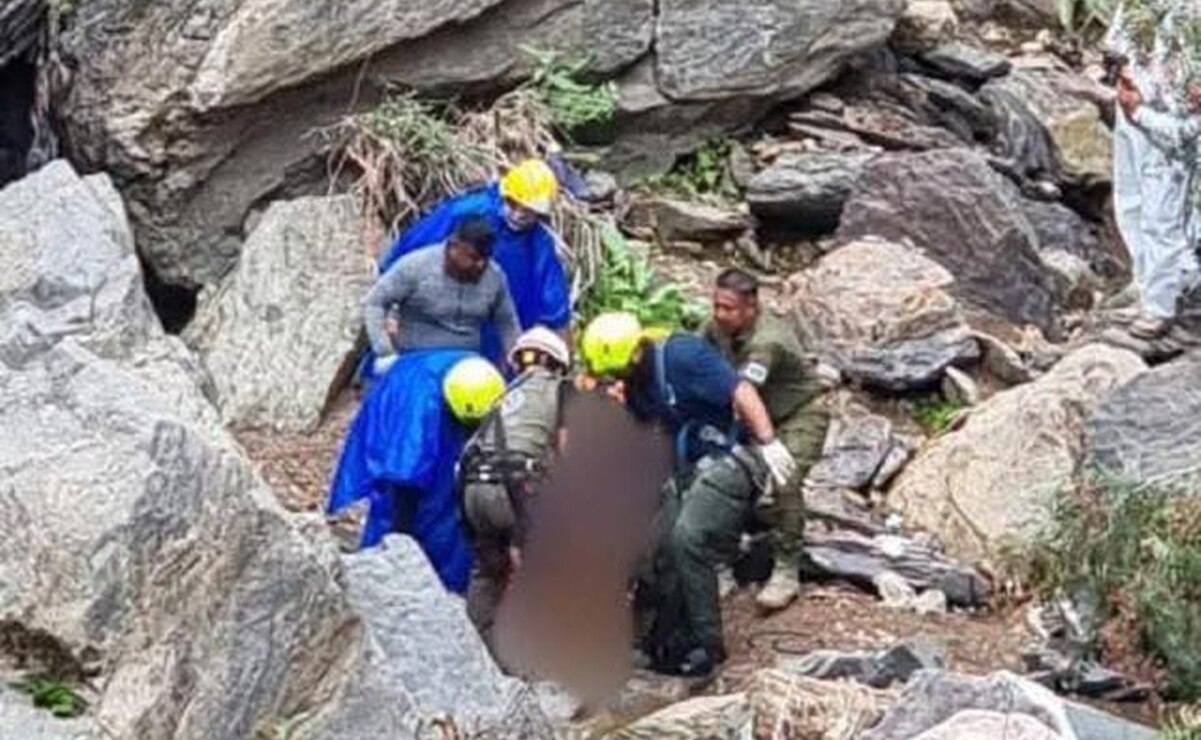 Vehículo cae a barranco y mueren dos personas en Real de Catorce, SLP. Foto: Especial