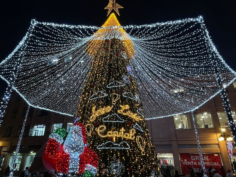 Árbol de Navidad gigante de SLP