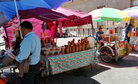 Pide Nuestro Centro frenar crecimiento de comercio informal