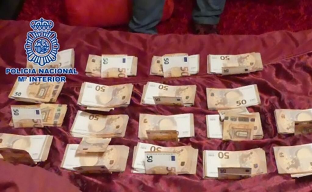 Desbaratan banda que prostituía mujeres ucranianas en España 