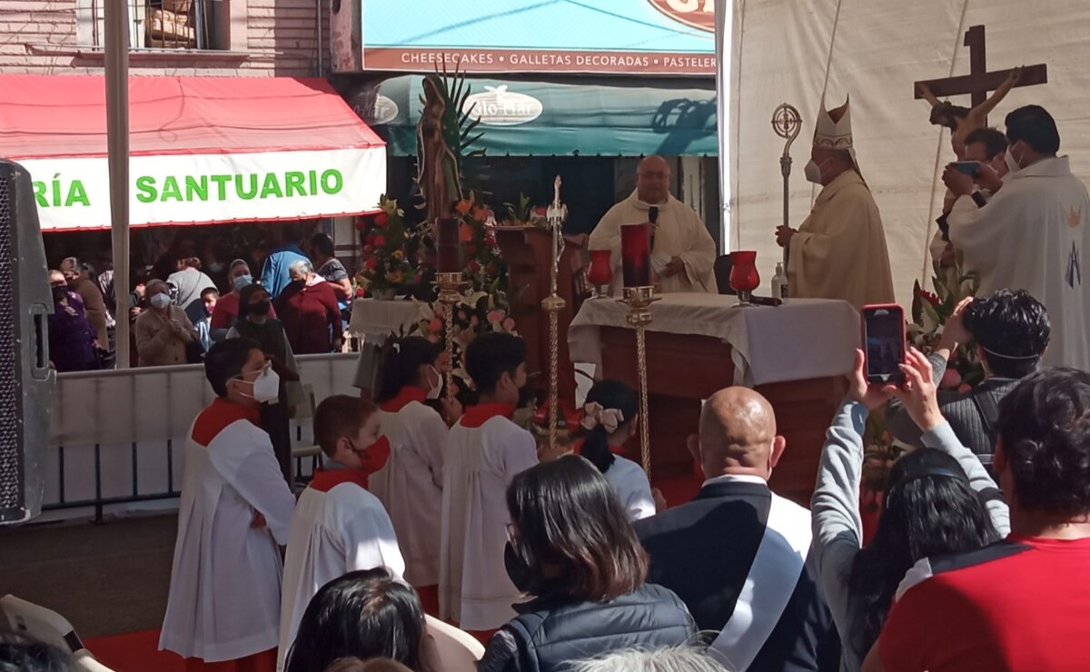 “Tenemos que ser responsables”, Arzobispo pide a potosinos cuidarse, pese a semáforo verde