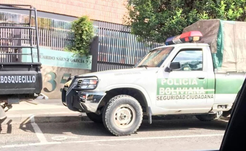 Reclama México exceso de vigilancia en embajada en Bolivia