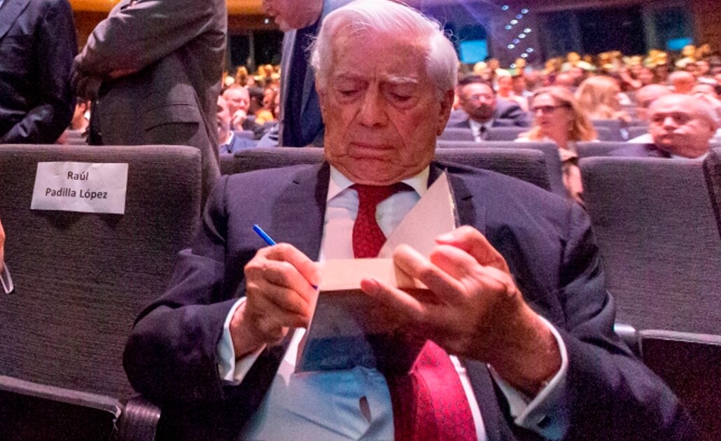 El Premio Nobel de Literatura, Mario Vargas Llosa / Fotos. Cortesía III Bienal de Novela Mario Vargas Llosa