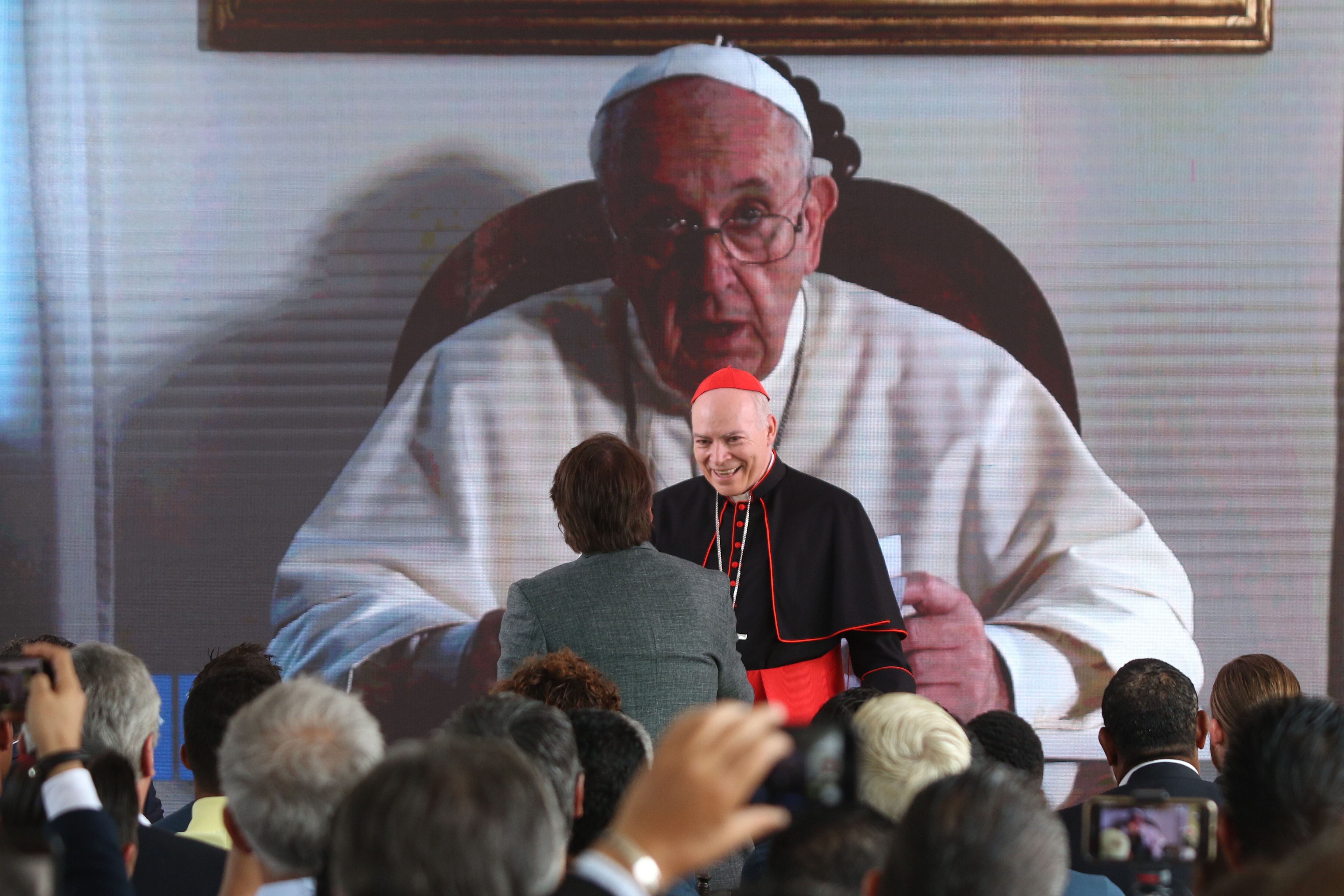 Previo al Clásico Nacional, Papa Francisco envía mensaje al América