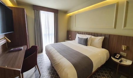 Hoteleros prevén desplome de hasta 40% por cancelación de la Procesión del Silencio