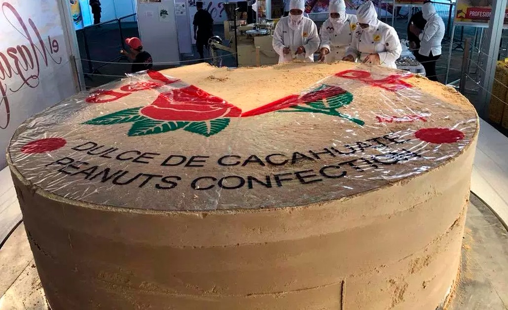 Rompen récord con el mazapán más grande del mundo