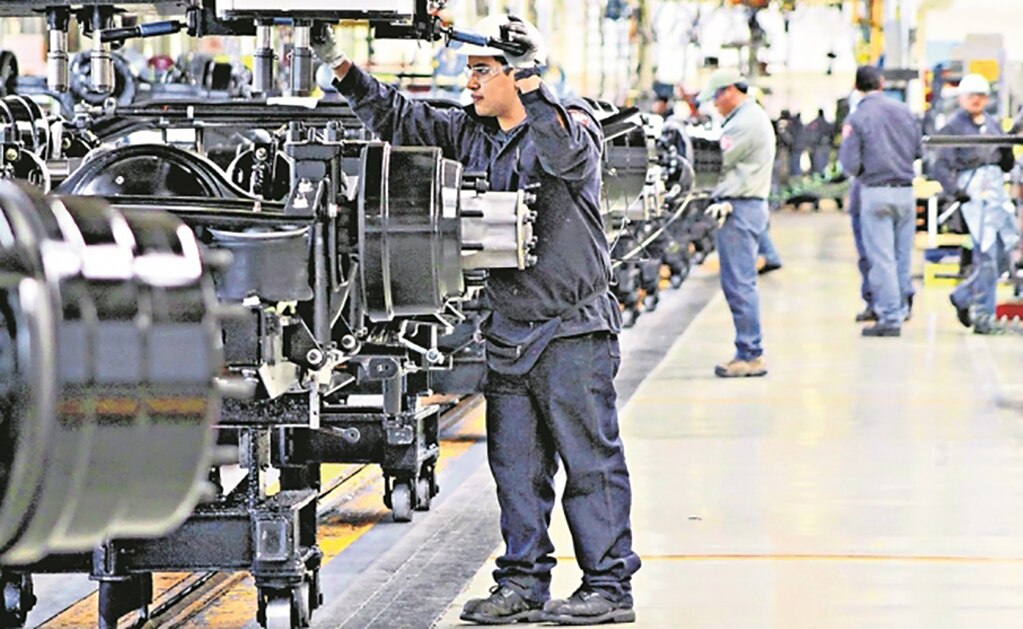 Disminuye 9.5% producción automotriz en agosto