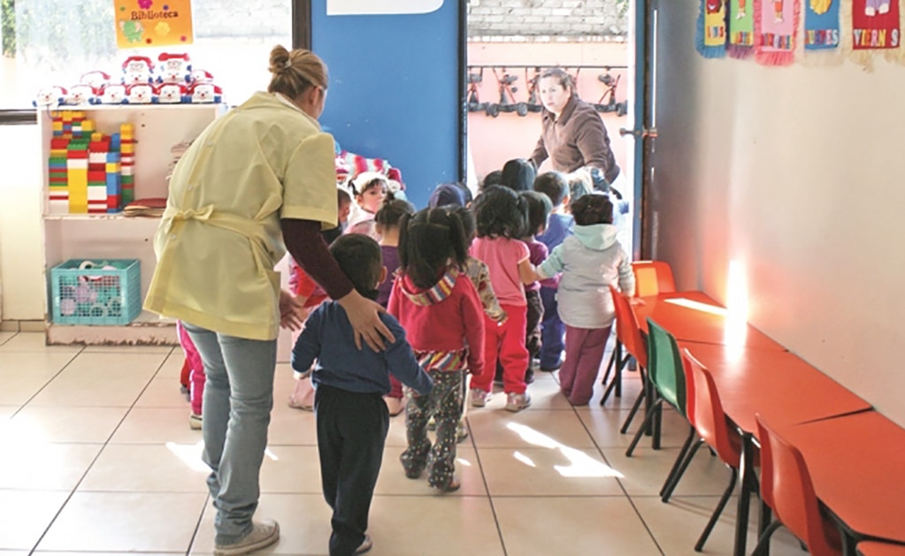 Listas, reglas para entrega de apoyo de Bienestar a padres de familia
