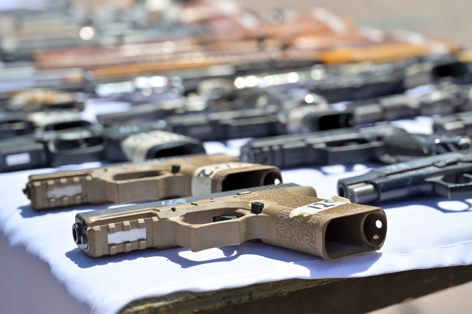 Destruye Sedena en San Luis Potosí casi medio millar de armas. Fotos: Especiales