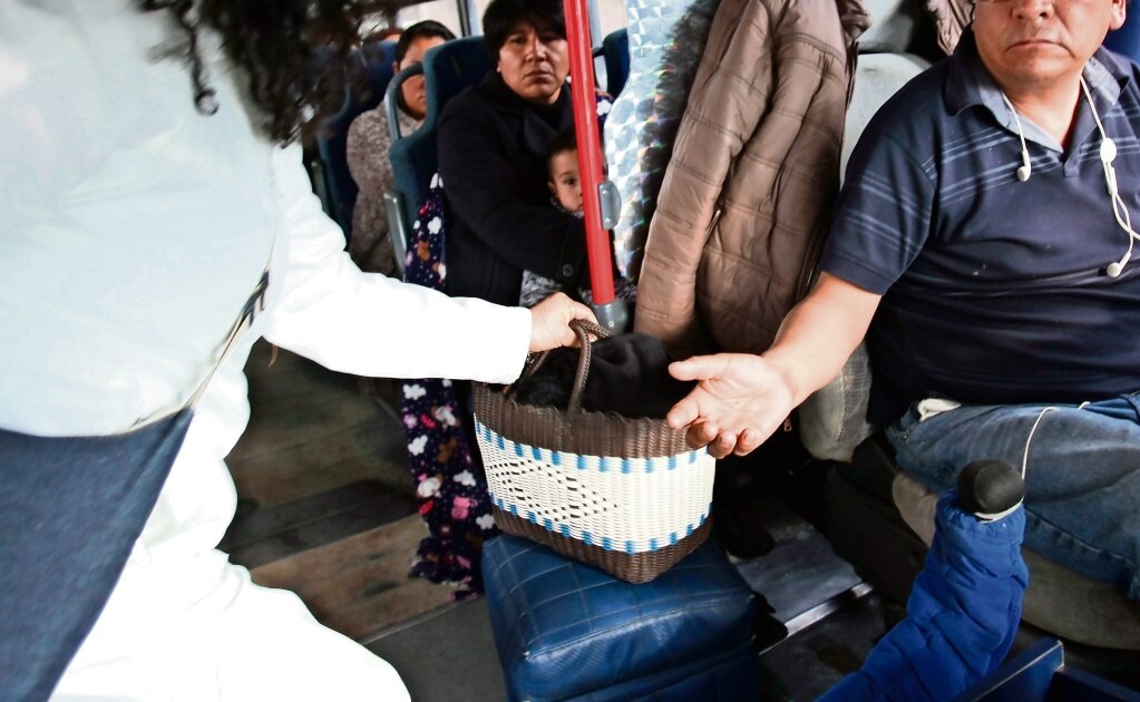 Organizaciones civiles alistan amparos por aumento a tarifa del transporte público en SLP