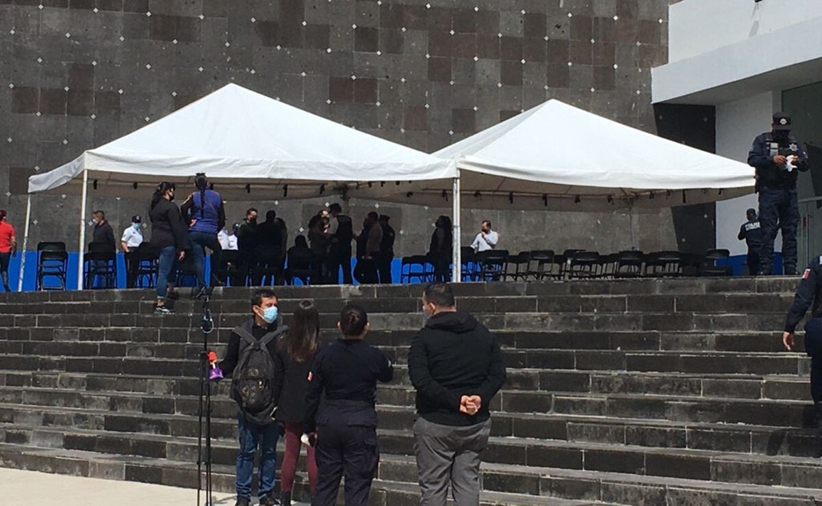 Dan último adiós a Mayra, policía municipal asesinada a tiros al norte de capital de SLP