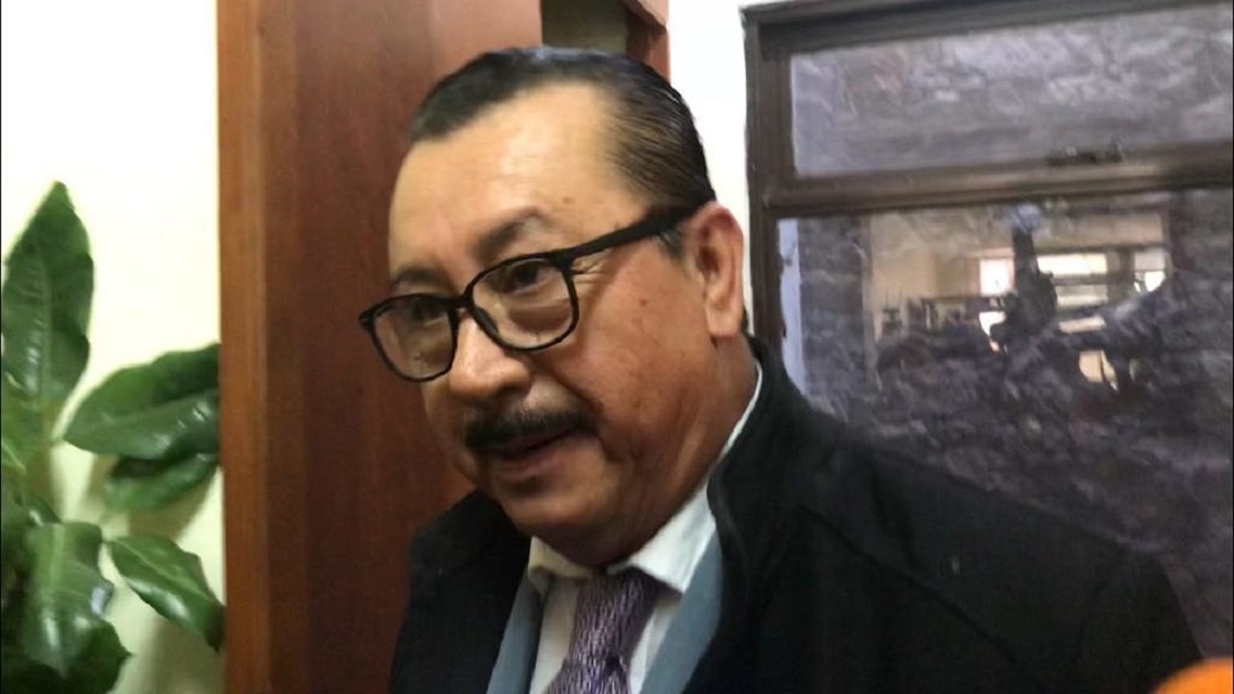 Pide Lárraga a los "señores del poder que amarren a sus perros"