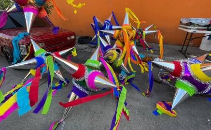 Piñatas artesanales en San Luis Potosí: familia preserva la tradición y el color por más de 23 años
