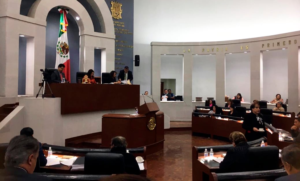 Ganemos presenta propuesta para reducir a la mitad el sueldo de funcionarios públicos