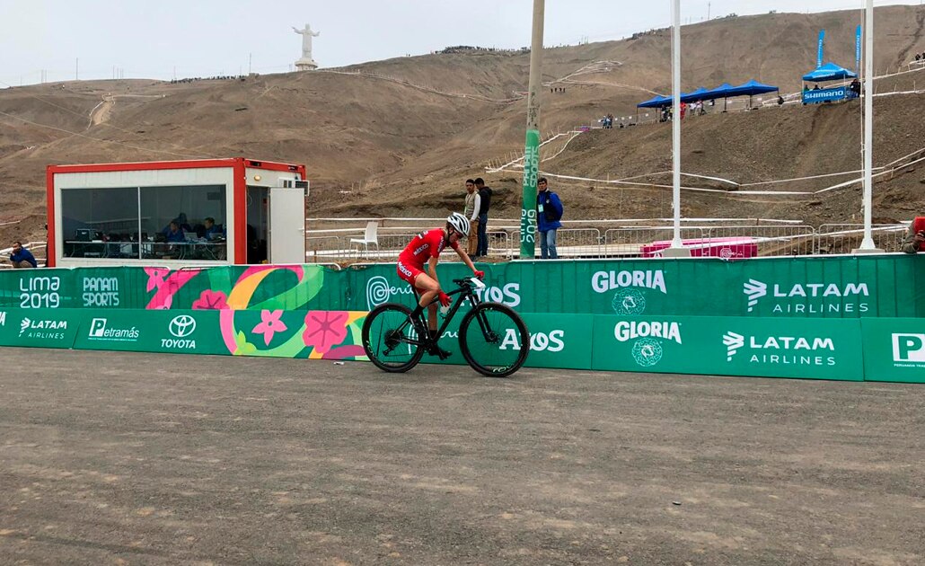 Daniela Campuzano conquista el oro en Panamericanos en ciclismo de montaña