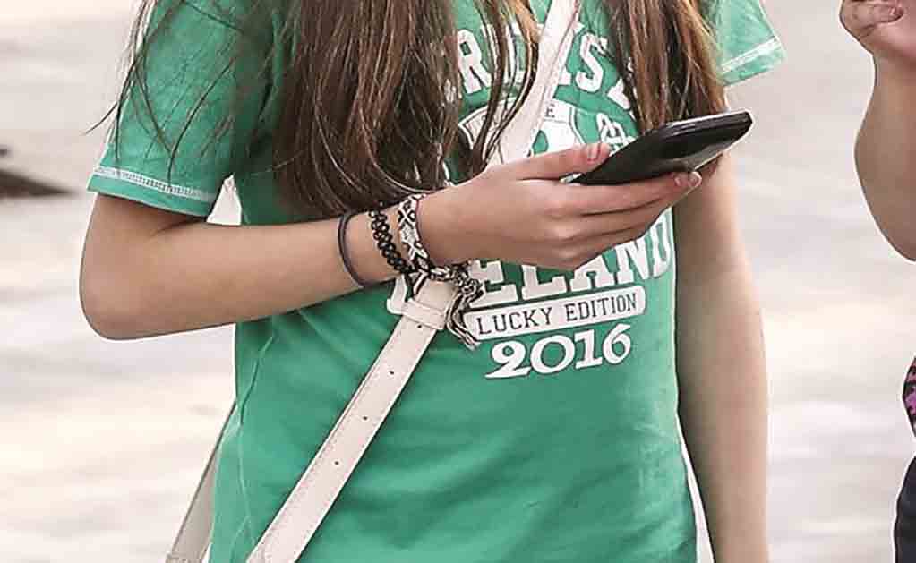 Alertan sobre envío de fotografías íntimas entre alumnos de primaria