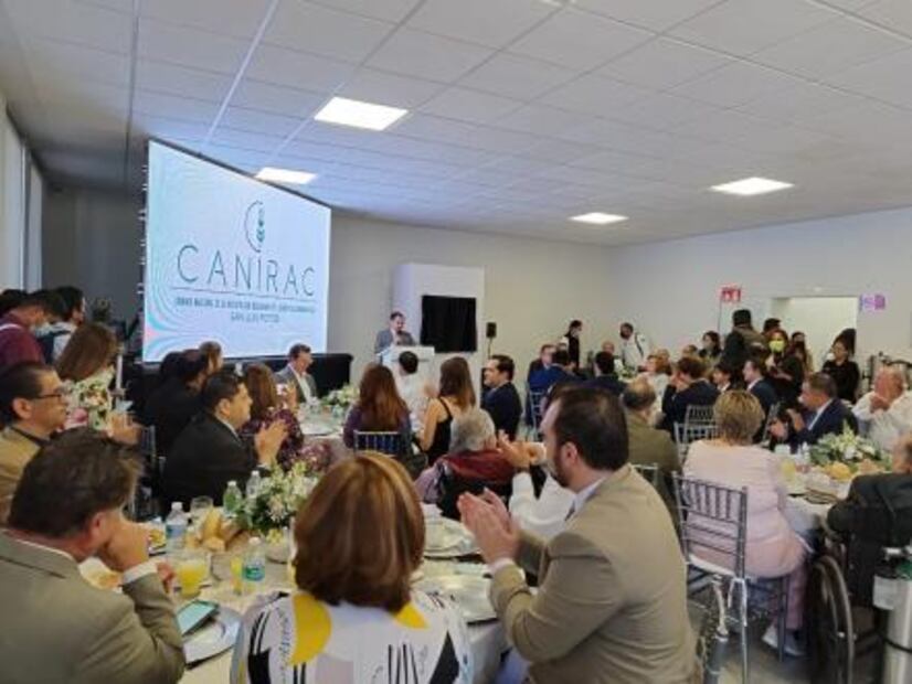 CANIRAC en San Luis homenajea la trayectoria del empresario Jacobo Payán