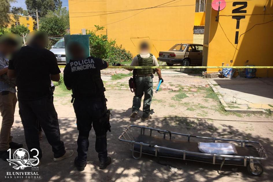 Muchacha muere en departamento 