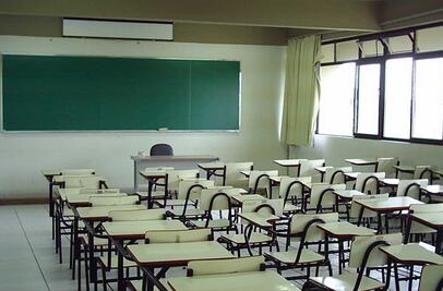 Gira CEDH recomendación a SEGE por caso de profesor que nalgueaba alumnas