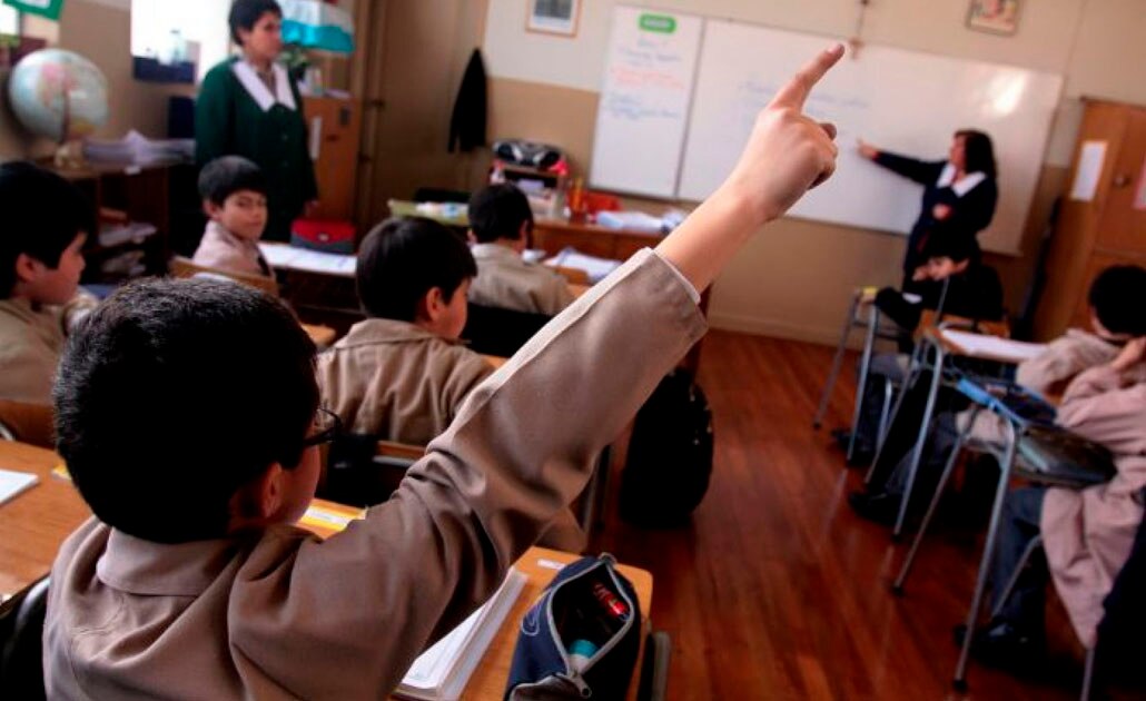 Capacitan a directores en prevención y seguridad escolar