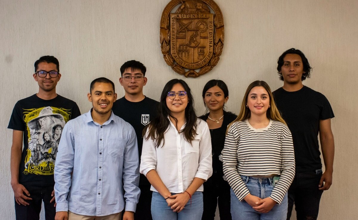 Estudiantes de la UASLP que ganaron estancia de investigación en Canadá. Foto: Especial