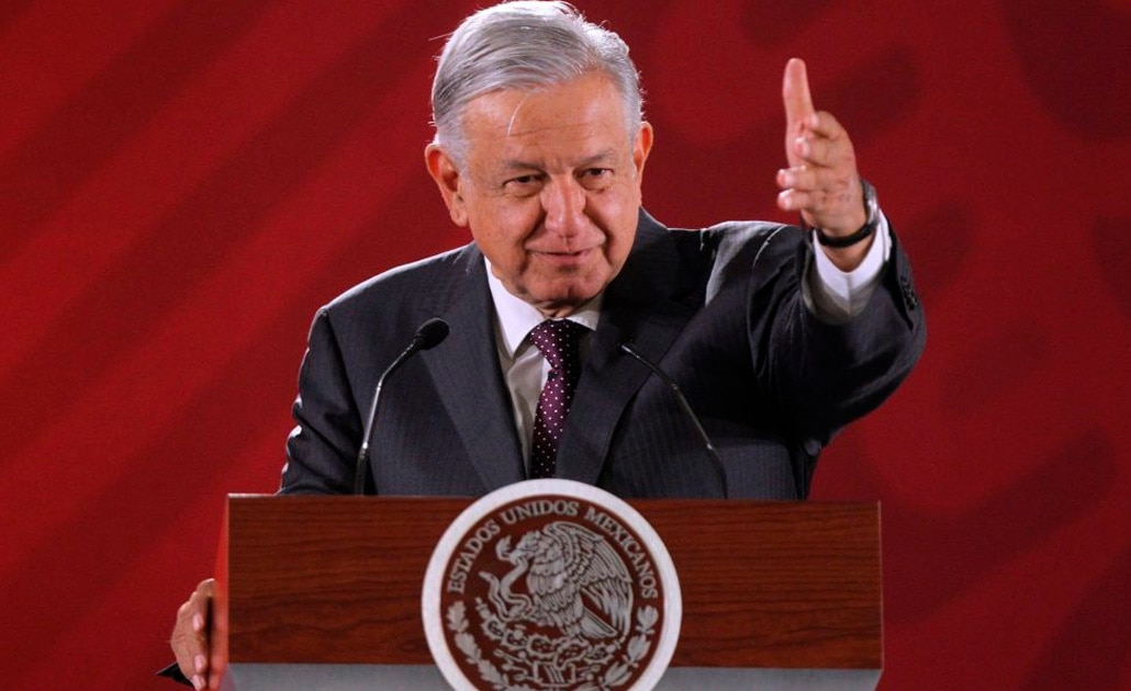 Obrador y las redes en su primer año de gobierno